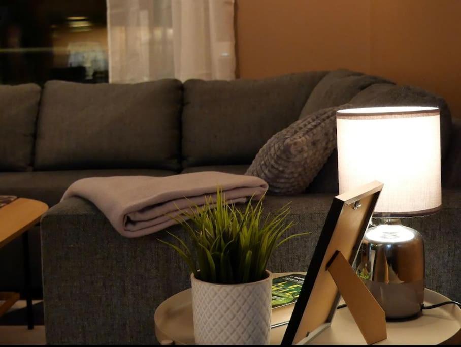 Modern And Central Apartment - Solsiden Trondheim - Up To 6 People Екстериор снимка