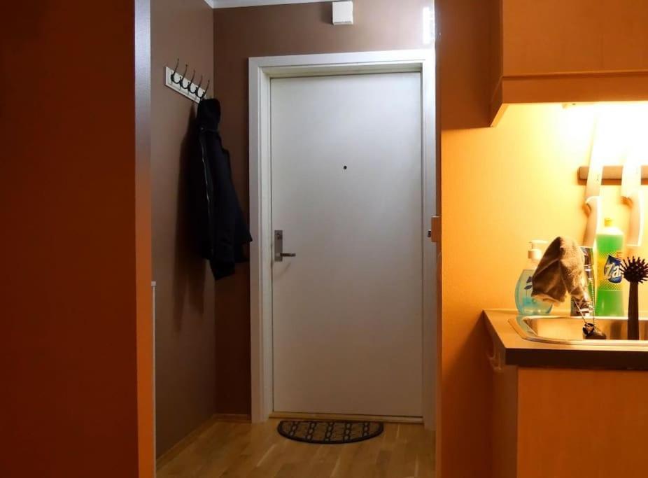 Modern And Central Apartment - Solsiden Trondheim - Up To 6 People Екстериор снимка